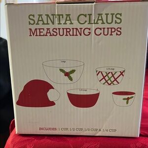 Santa Claus Holiday Measuring Cups